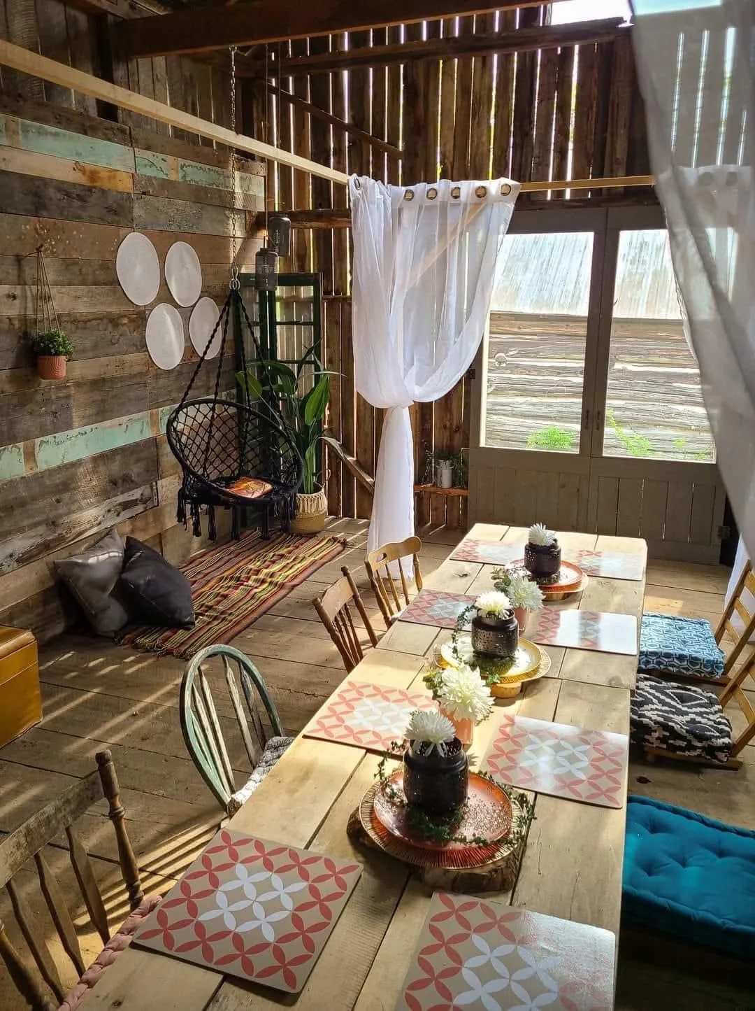 Refuge en bois — vue d'ensemble