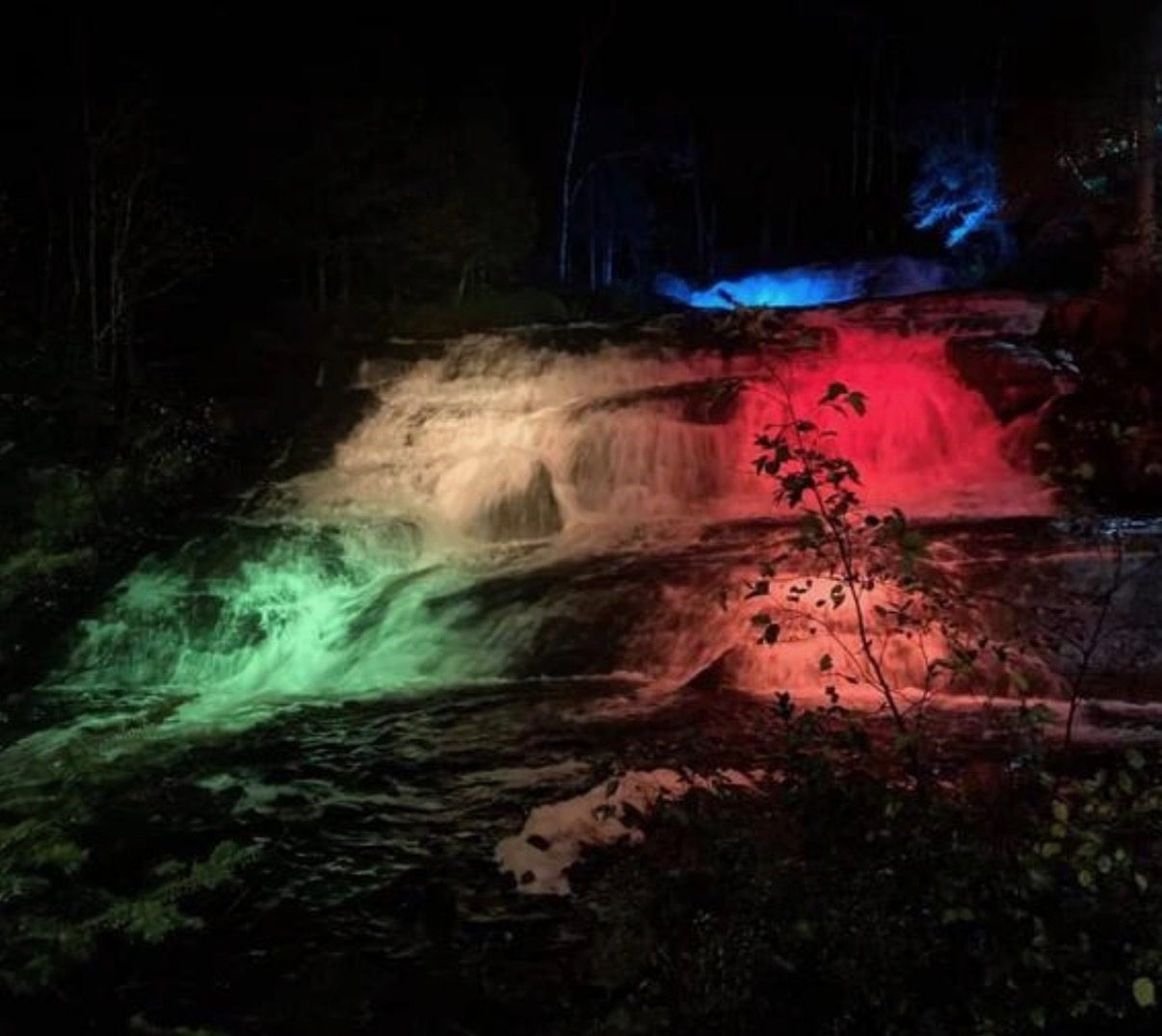 Chutes illuminées